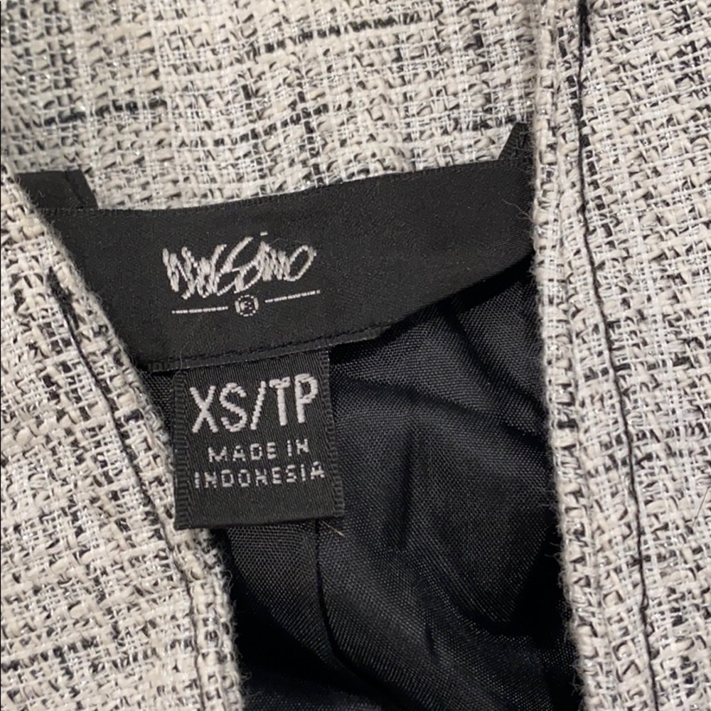 Blazer - Picture 2 of 3